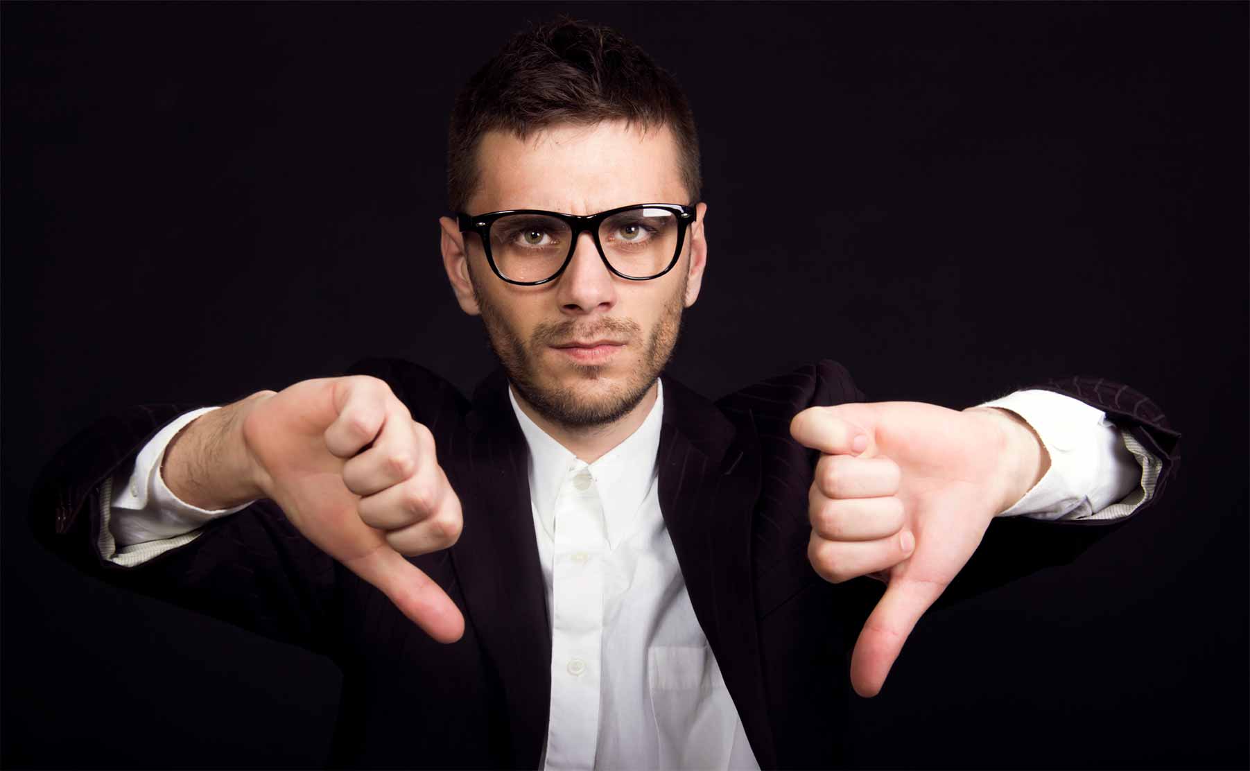 redes-sociales-clientes-insatisfechos Cómo publicar en LinkedIn